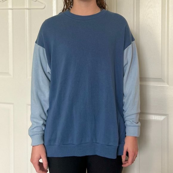 American Eagle Oversized Soft Colorblock Sweatshirt - Picture 1 of 5